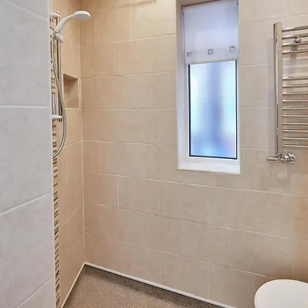 Сasa de vacaciones Host & - Groveside *